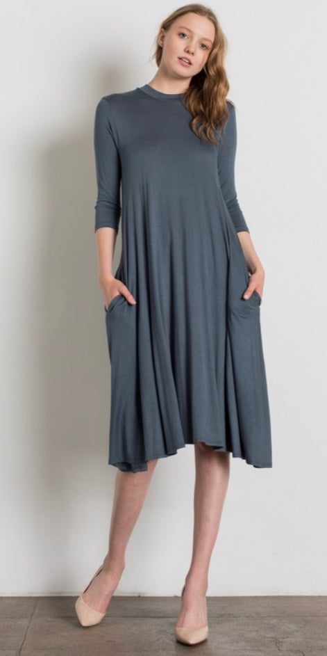 Mock Neck 3/4 Sleeve Midi Dress